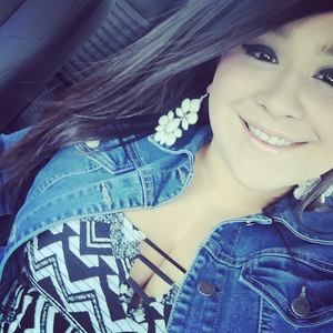 Meet your Posher, Bee